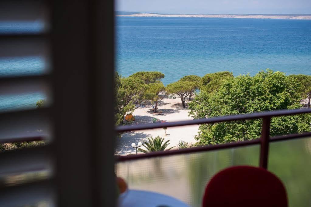 Hotel Zagreb Crikvenica Exterior foto