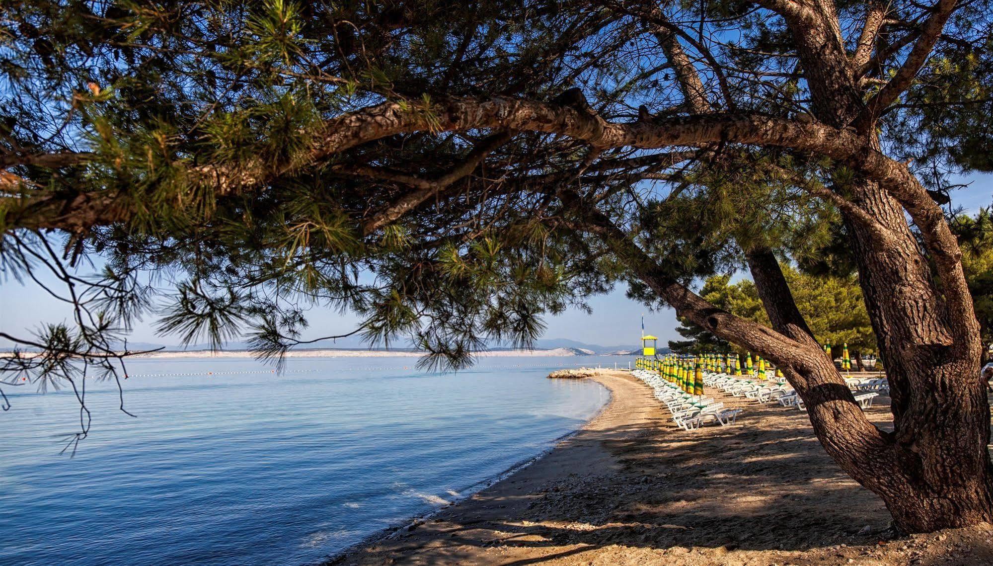 Hotel Zagreb Crikvenica Exterior foto